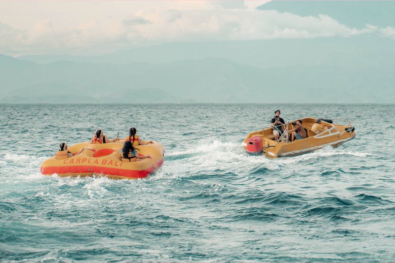 Donut Boat Adventure - Water Sports Bali Nusa Penida